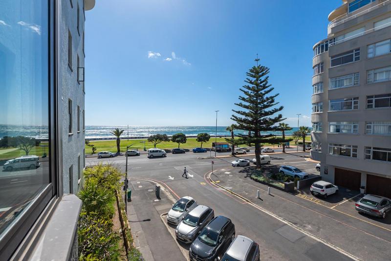 To Let 2 Bedroom Property for Rent in Sea Point Western Cape